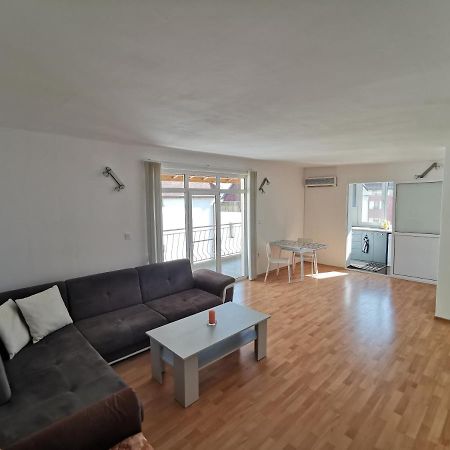 4Th Floor Apartman Burgasz Kültér fotó